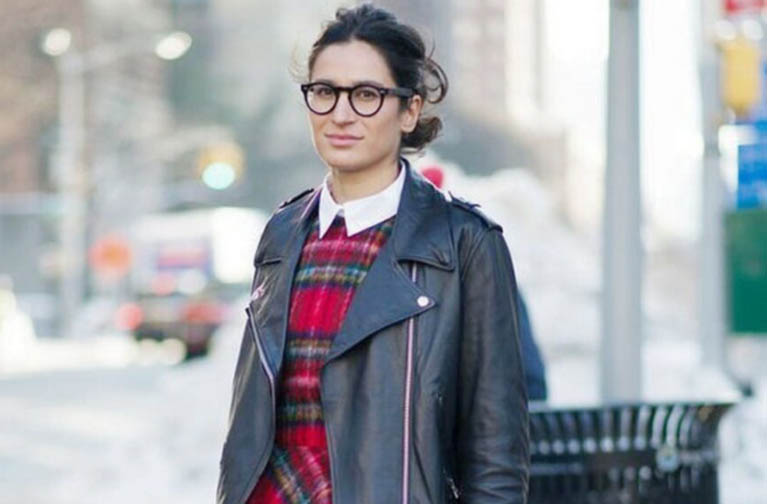 How old is Elena Moussa?