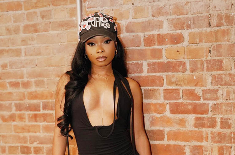 How old is Lola Brooke?