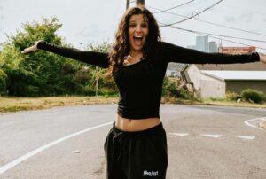 Lanie Gardner: Age, Birthday, Height, Weight, Net Worth