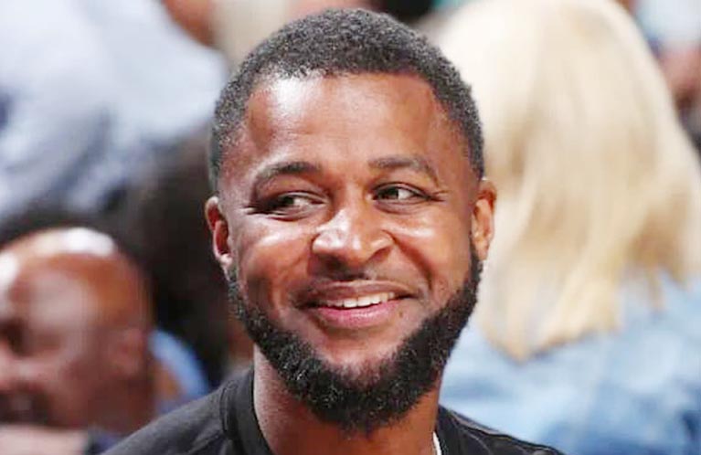 How old is Tee Morant?