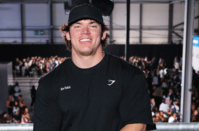 Sam Sulek Net Worth (2025): Age, Height, Weight, and IFBB Pro Card Status