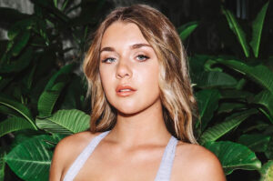 Gabbie Carter: Bio, Age, Height, Weight, Net worth