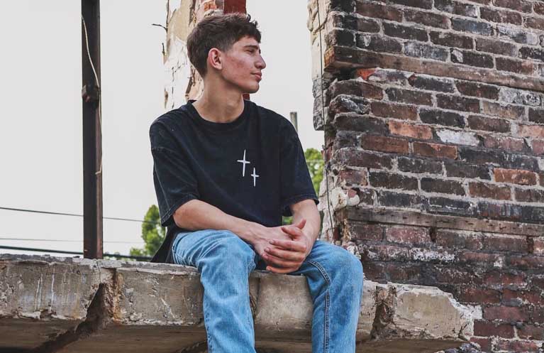 How old is Nidal Wonder?