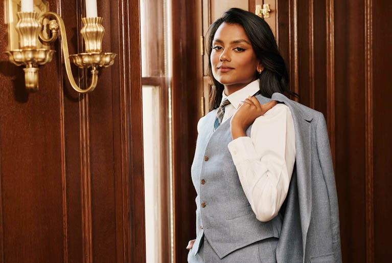 How old is Simone Ashley?